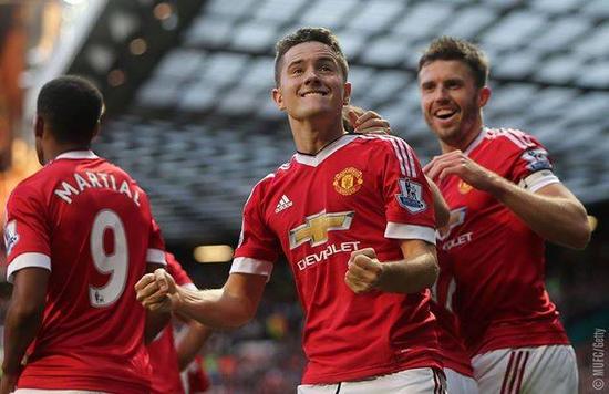 赛场表现的 赛场表现的