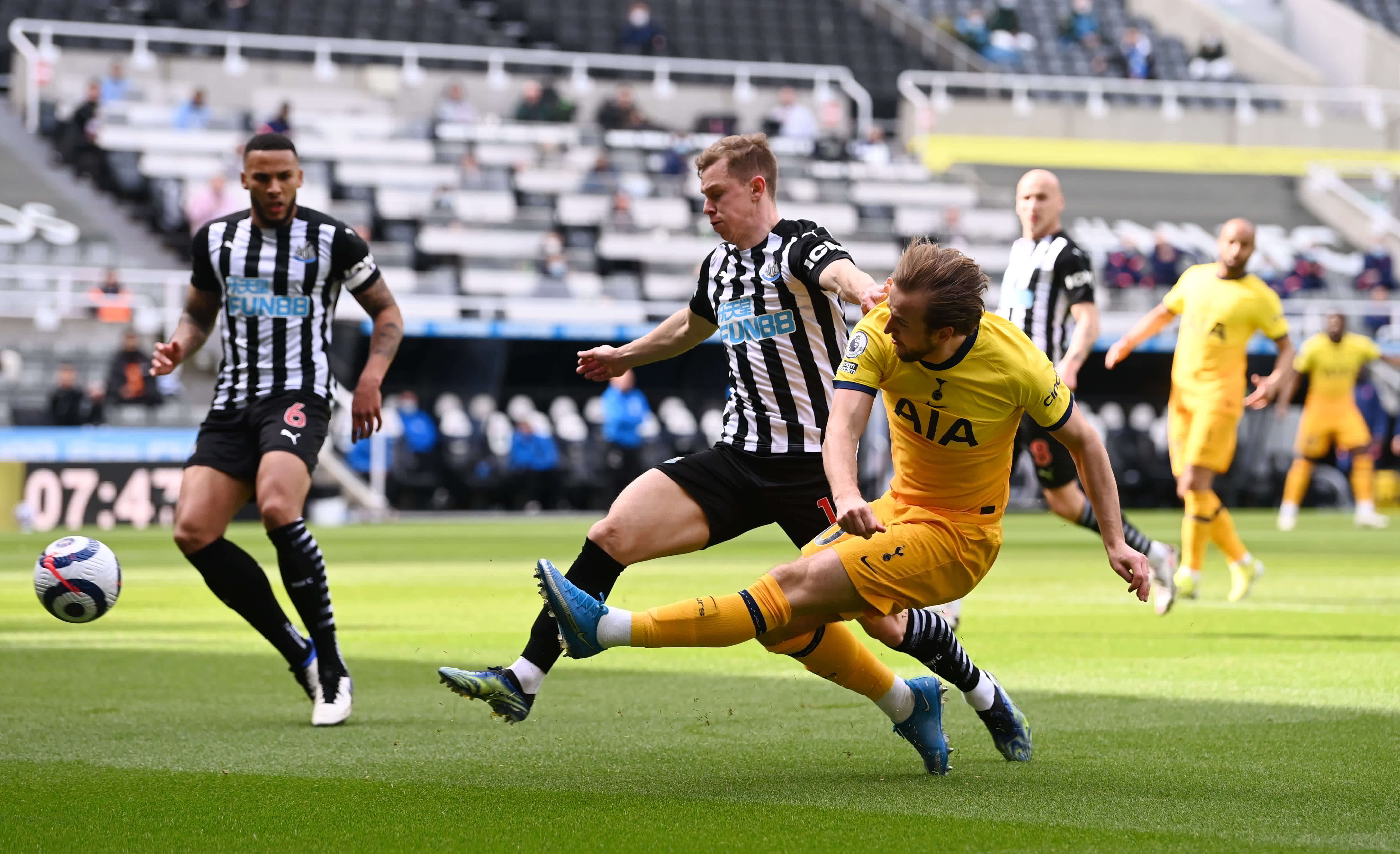 吉拉沃吉与 吉拉沃吉与